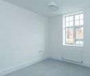 2 bed Apartment - To Let - Photo 5