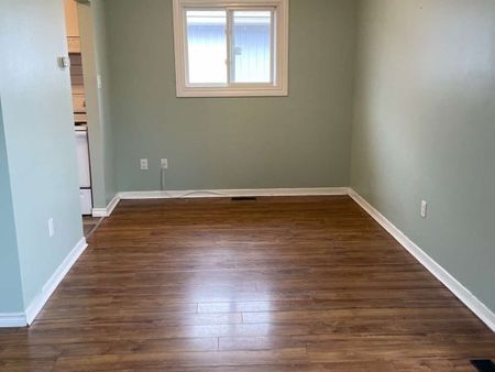 4 Leonard Ave, Unit 2, Penetanguishene, ON - Photo 4