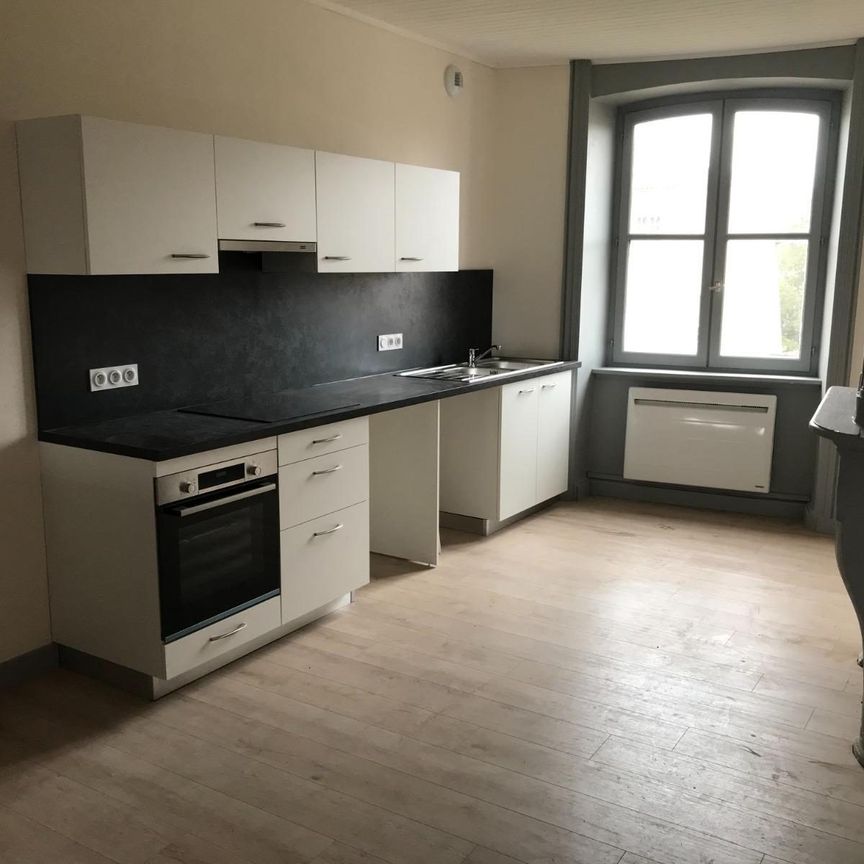 Appartement 3 pièces à louer Montbrison - 42600 / Réf: LA3546-COMPANY39997BYE - Photo 1