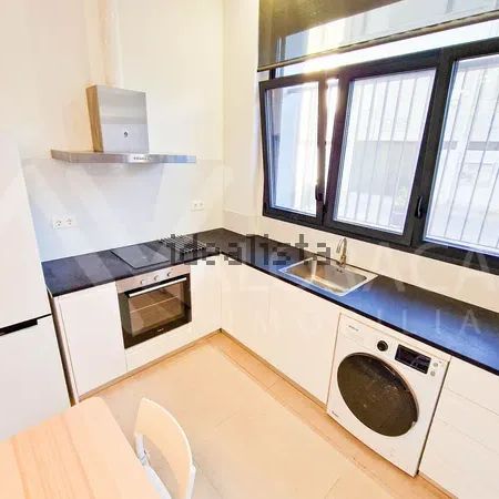 Alquiler de piso en La Princesa - Photo 1