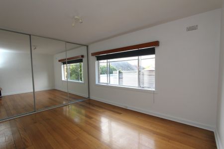 FANTASTIC BAYSIDE PAD - Photo 4