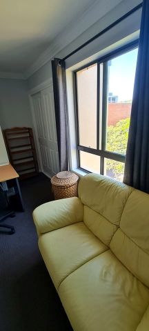 3-bedroom shared unit, Smith St - Photo 2