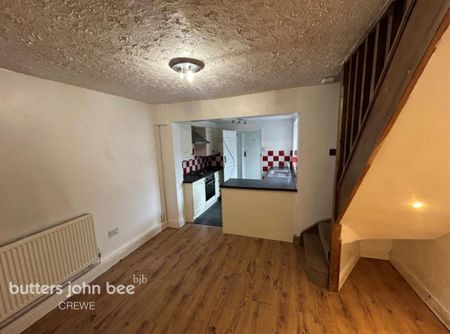 2 bedroom terraced house to rent - Photo 3