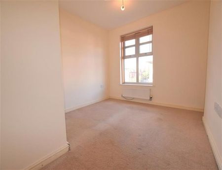 2 Bedroom Apartment To Let - Photo 3