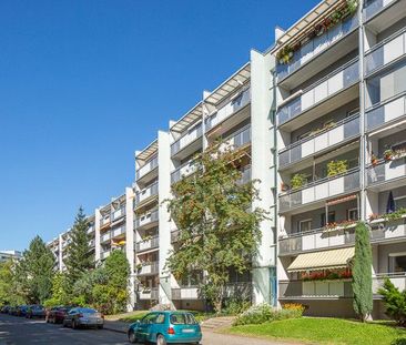 Schöne 2-Zimmerwohnung im 2.OG mit Balkon! - Foto 1