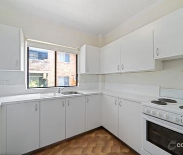 Regents Park - Photo 2