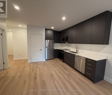 #MF - 696 Winona Drive – Toronto C03, Ontario - Photo 5