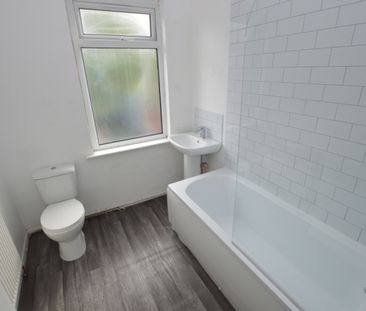 2 Bedroom Terraced House - Photo 5