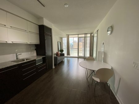 For Lease - 770 Bay Street Unit# 1605, Toronto, Ontario - Photo 4