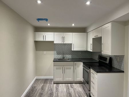 For Lease - 88 Gregory Road, Ajax, Ontario - Photo 4