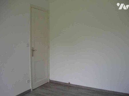 MAISON D'HABITATION - Photo 5