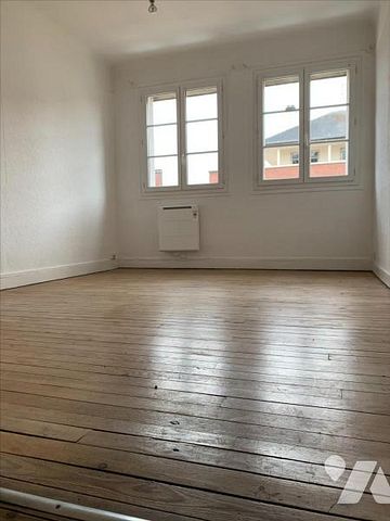 LISIEUX Centre ville - A LOUER APPART. F3 de 82M² - Photo 2