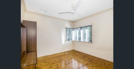 Two Bedroom Home That Backs On To Fenwick Park - Photo 3