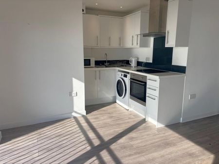 2 bedroom flat to rent - Photo 5