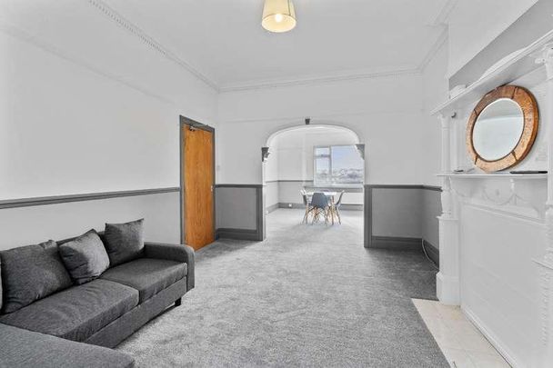 College Avenue, Mutley, Plymouth, PL4 - Photo 1