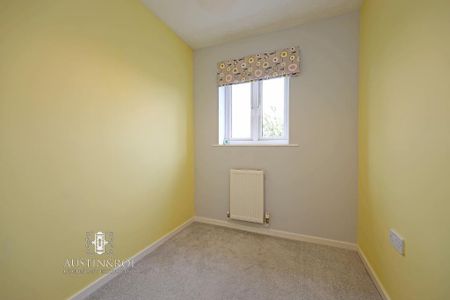 3 bedroom semi-detached house to rent - Photo 5