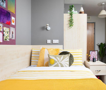 1 bedroom in a flat share to rent - Photo 1