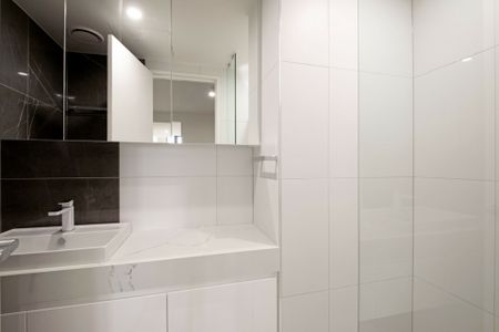 Luxury in the Heart of the City - Photo 3