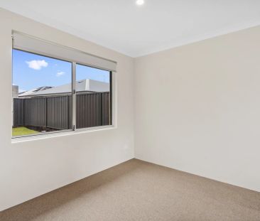 Modern Family Living in the Heart of Lakelands - Photo 3