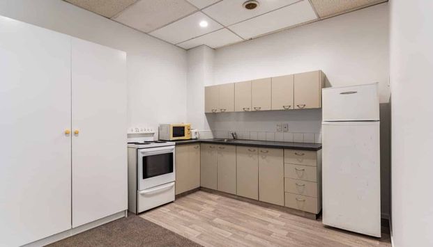 Tidy 2 bedroom apartment - Photo 1