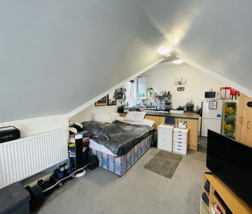 Studio to rent - Photo 2