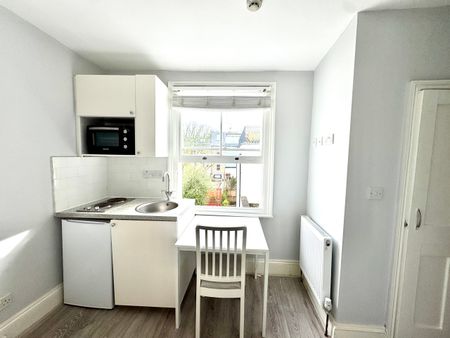 Blythe Road, Shepherds Bush, W14 - Photo 4