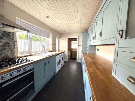 2 bedroom terraced house to rent - Photo 5