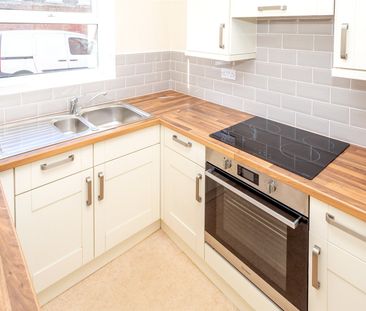 2 bedroom apartment to rent - Photo 6