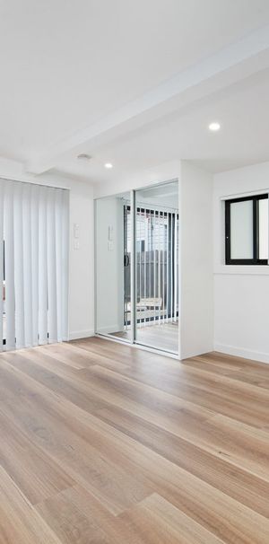 Convenience Plus! - Photo 1