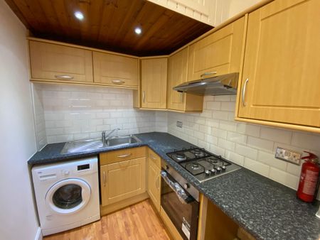 Meadowpark Street, Dennistoun | £995 Monthly - Photo 3