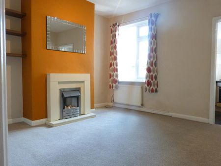 2 bedroom terraced house to rent - Photo 2