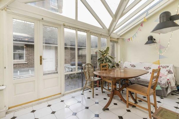 4 bedroom house to rent - Photo 1