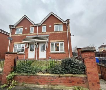 2 bedroom semi-detached house to rent - Photo 4