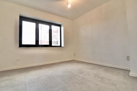 Lichtrijk en instapklaar appartement met landelijke uitzichten voor 690 EUR/mnd - Photo 3