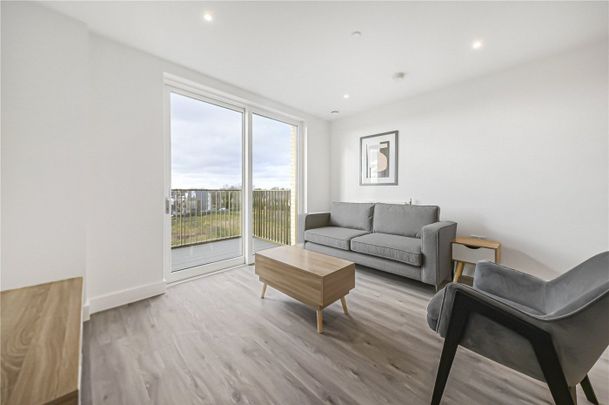 Batchford House, London, SE3 - Photo 1