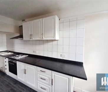 2 bedroom end of terrace house to rent - Photo 6