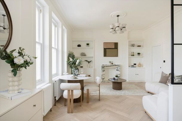 An immaculate one bedroom apartment available to rent on a prime residential street in W11. - Photo 1