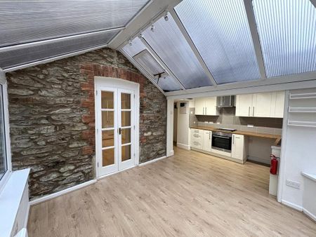 2 bedroom house to rent - Photo 2