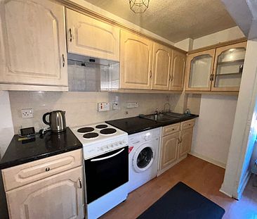 1 Bedroom Property To Rent - Photo 6