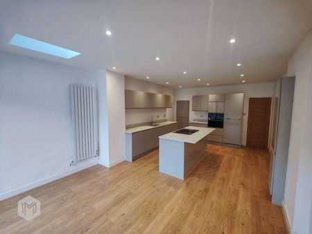 Greenleach Lane, Roe Green, Worsley, Manchester, M28 - Photo 2