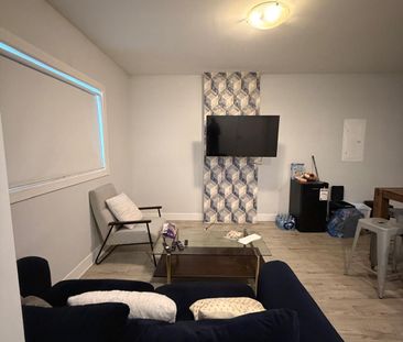 323 Besserer St ,Ottawa, ON K1N 6B4, Canada - Photo 1