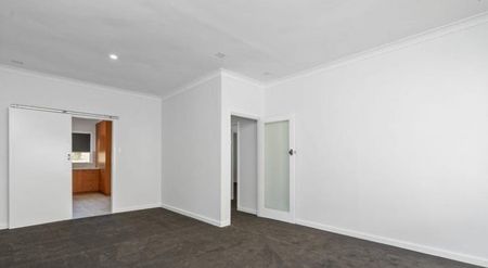 Modern Shared Living Near Curtin - Comfortable Rooms in Manning - Photo 4