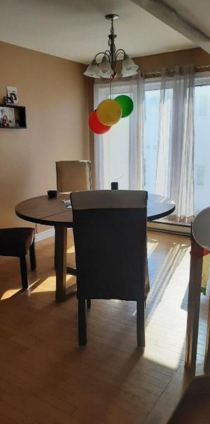 4 1/2 RDC A Louer 1450$ 01 Janvier - Photo 1