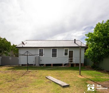 Charming 3-Bedroom Home in a Prime Location - Photo 3