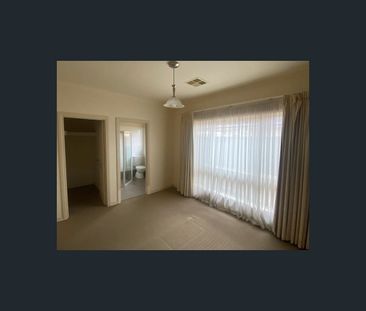 28 Leeds Avenue, Northfield, SA 5085 - Photo 3