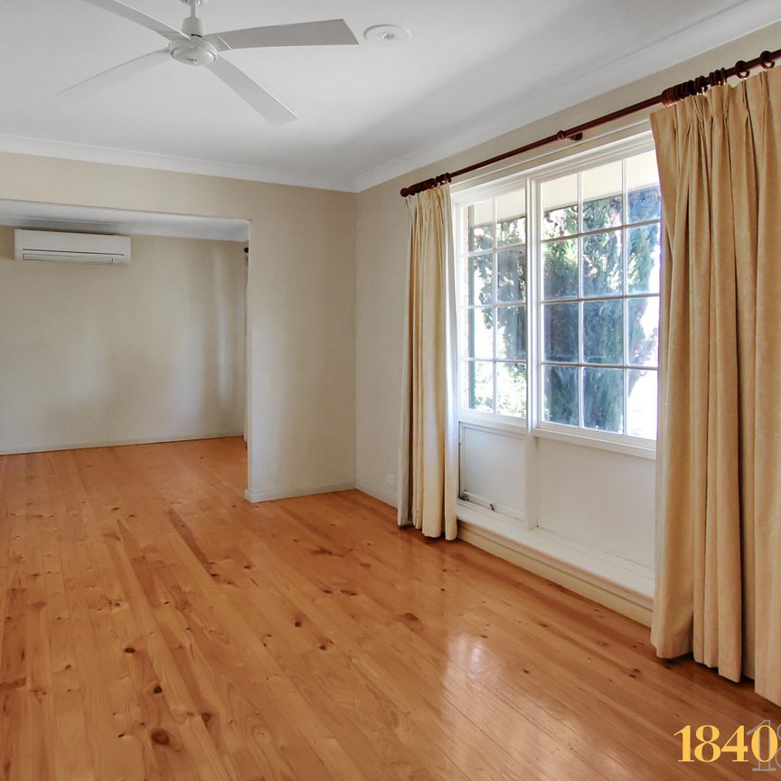 10 Vulcan Avenue, Modbury Heights SA 5092 - House For Rent - $650 | Domain - Photo 1