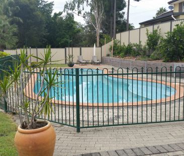 3 bedroom Villa in Ashmore for Rent - Photo 1