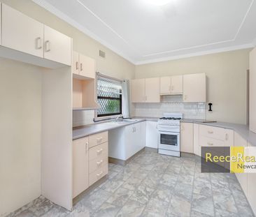 FANTASTIC LOCATION - Photo 4