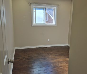 For Lease - 57 Iroquois Avenue, Oshawa, Ontario - Photo 6