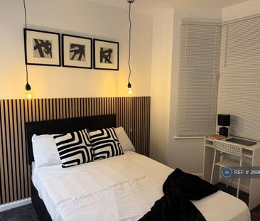 1 bedroom in a house share to rent - Photo 6
